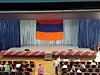 Гирлянда по сцене